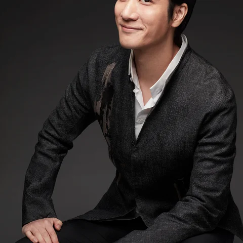 Leehom Wang