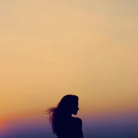 Love Is Special, Breakup Is Ordinary