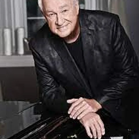Frank Mills