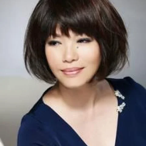 Tsai Chin
