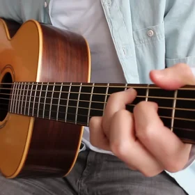 6 LOVE Songs to play on Guitar (FINGERSTYLE)