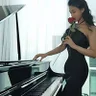 Lora Piano漫罗拉