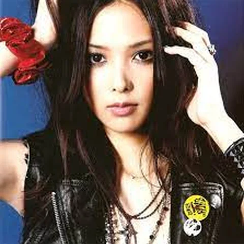 塚田綾子