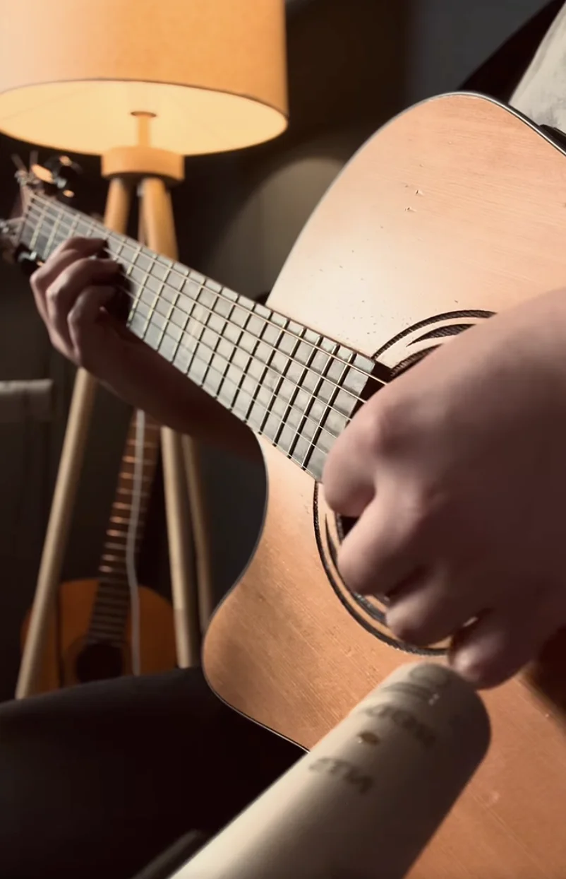 Messy - Lola Young (Fingerstyle Guitar) by Valencio Saez