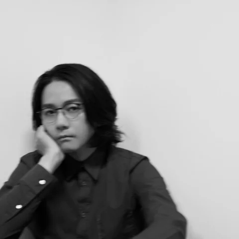 Kensuke Ushio (Agraph)