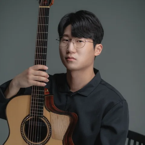 Hwajong Kim