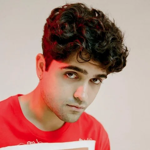 Dhruv 