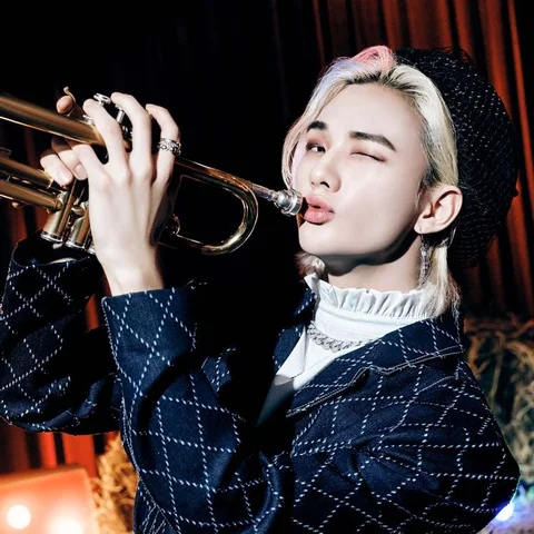 HYUNJIN (Stray Kids)