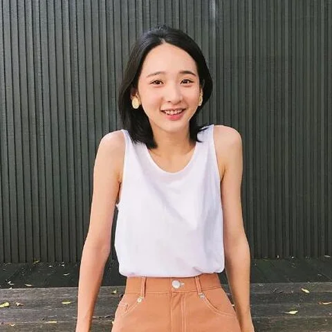 Moon Lee