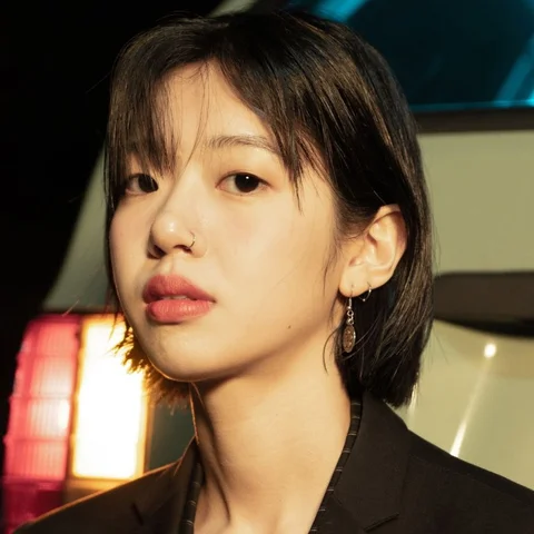 Yoon Ji young