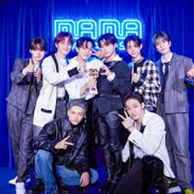 Stray Kids 【I Like It, Lose My Breath, Leave】