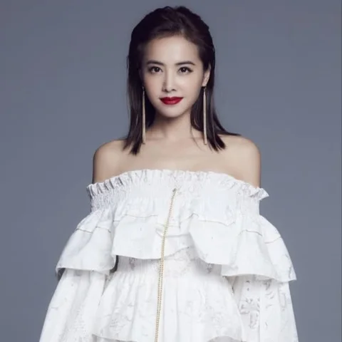 Jolin Tsai 